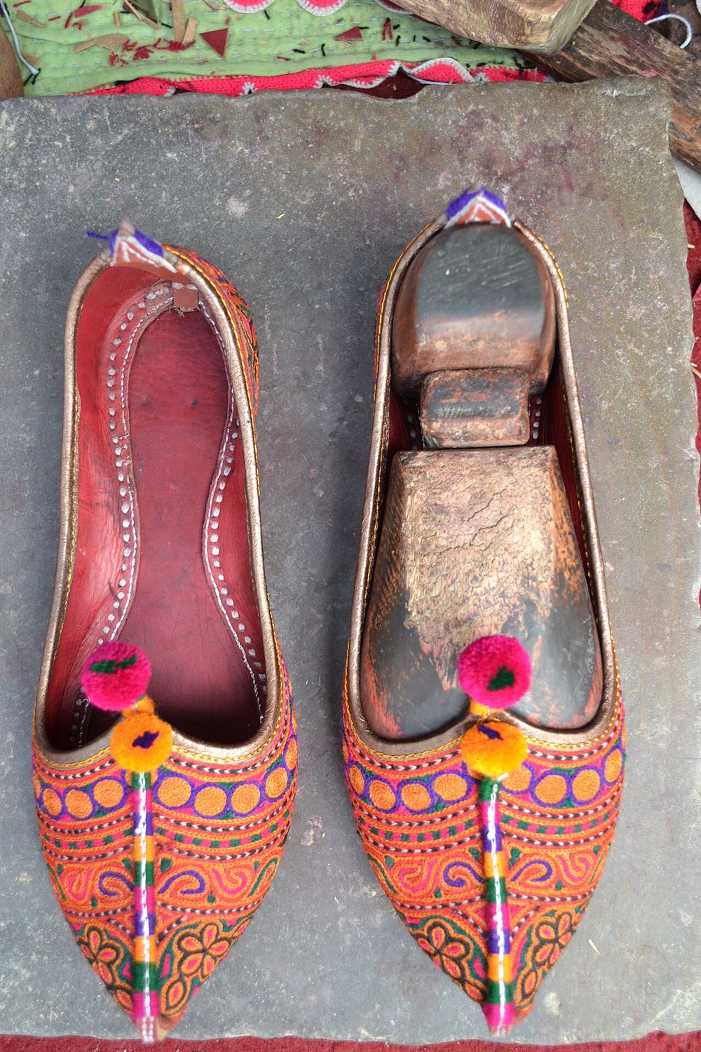 Embroidered Pakistani khussa shoes